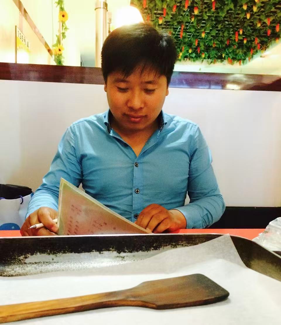 刘先生 - 金融行业专家